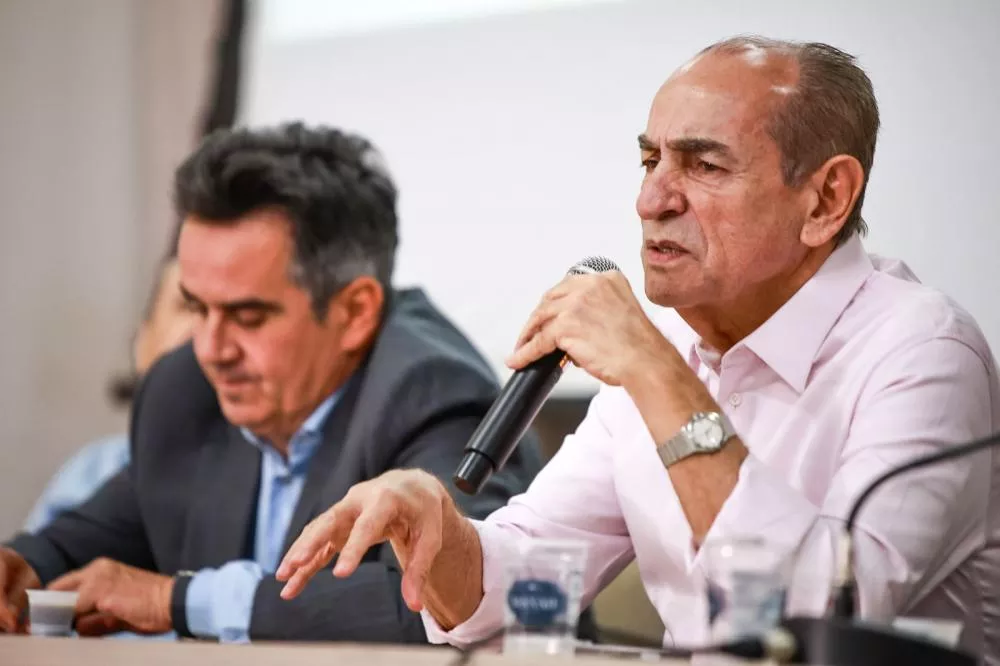 Senadores Marcelo castro e Ciro Nogueira durante o encontro. Foto: Renato Andrade/Cidadeverde.com