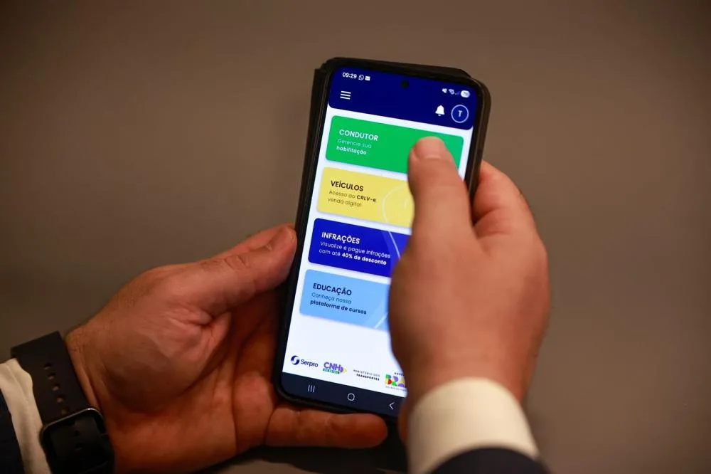 CNH do Brasil: 16 mil piauienses acessaram app que oferece curso de habilitação