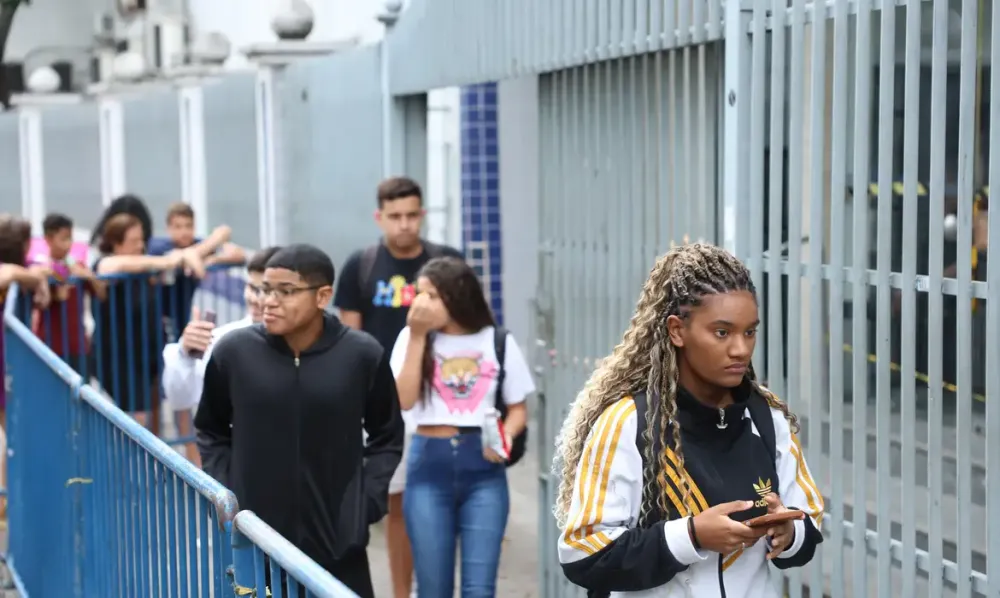 Fies: pré-selecionados devem complementar inscrição até esta terça (24)