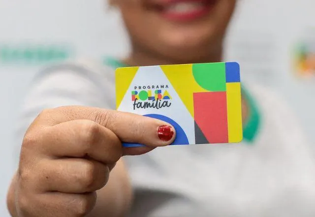 Bolsa Família 2026: pagamento de outubro, o primeiro com novos valores, começa nesta segunda