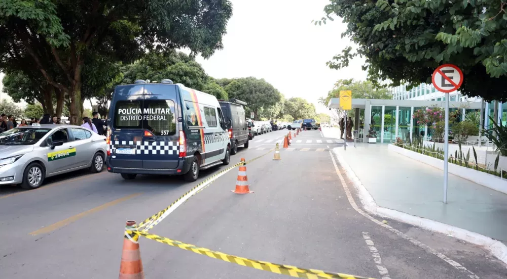 Área isolada em frente ao Ministério do Desenvolvimento Social durante operação a ação. Foto: Valter Campanato/Agência Brasil