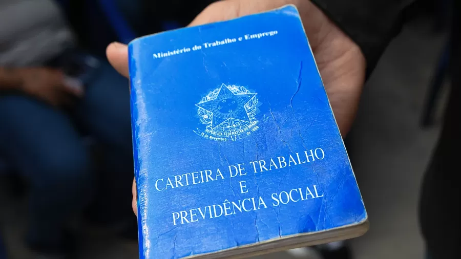 Carteira de trabalho. Foto: Reprodução