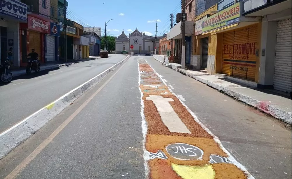 Celebração de Corpus Christi é festejada anualmente em Picos (Foto: Assis Santos)
